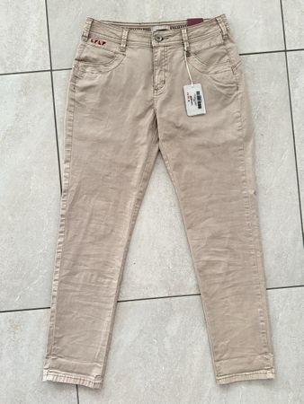 Leichte Damen 7/8 Hose von NILE, Gr. XS, neu. Regular.  